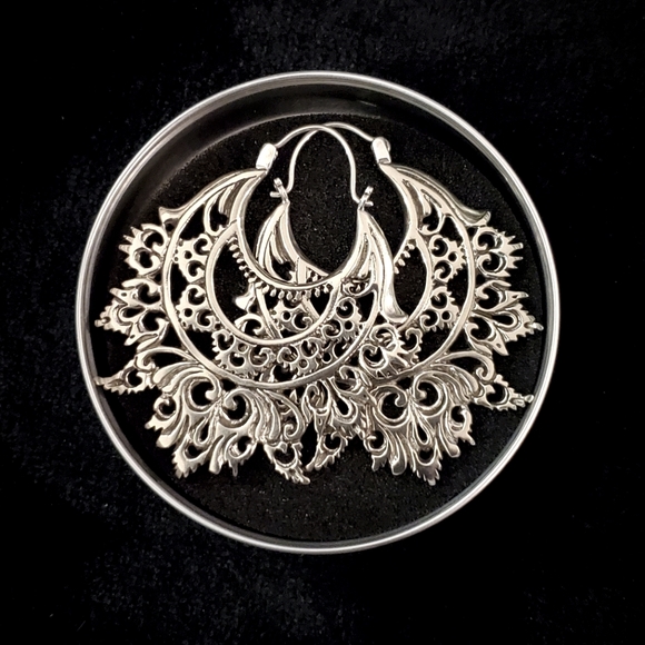 Ask & Embla Large Gothic Filigree Earrings - Picture 3 of 3